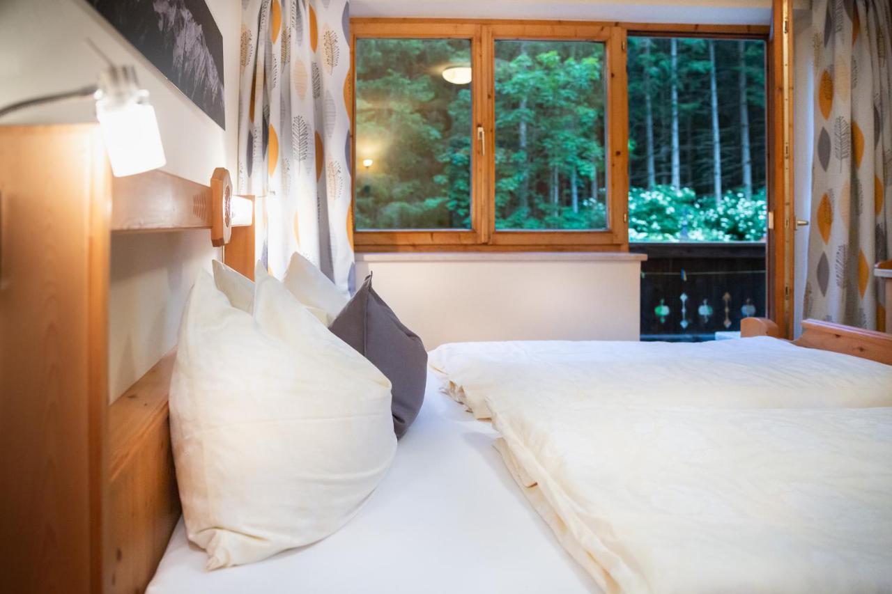 Appartements Hochlega Neukirchen am Großvenediger エクステリア 写真